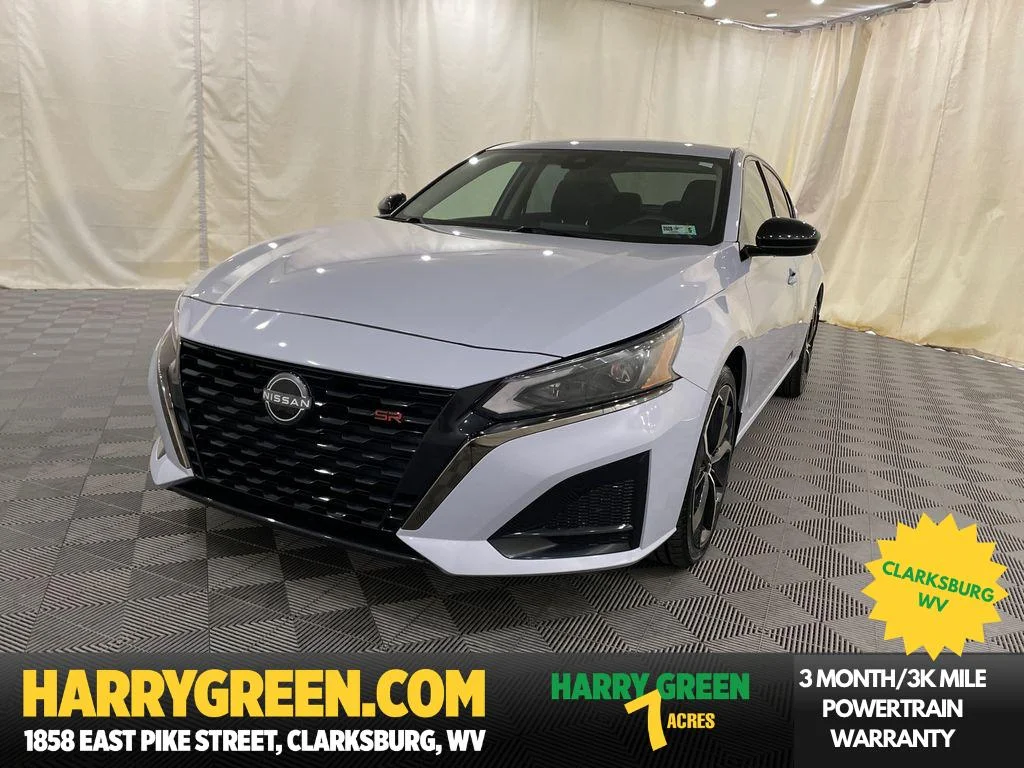 2023 Nissan Altima 2.5 SR AWD's photo