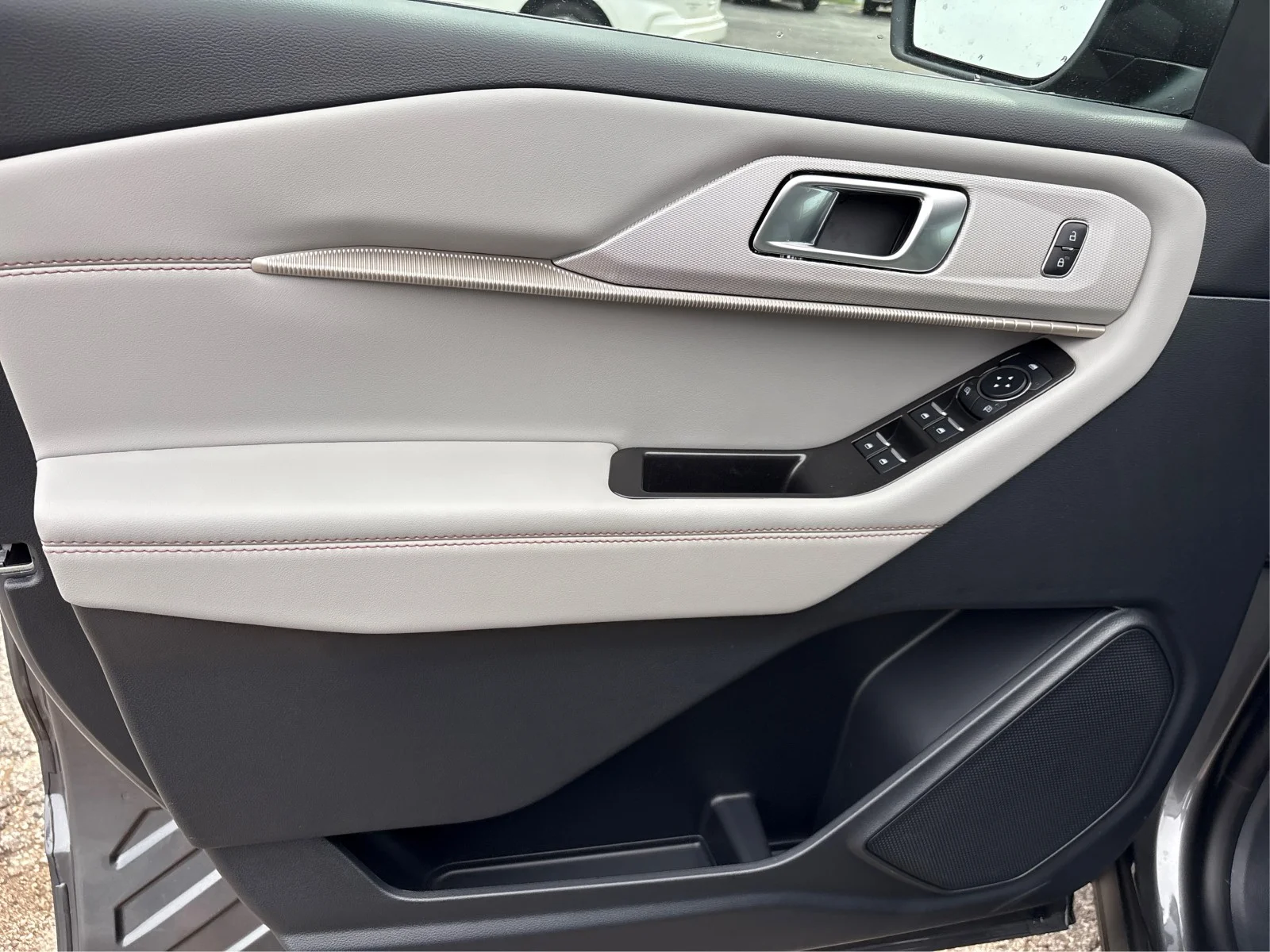 New 2026 Carbonized Gray Metallic Ford Active image 19
