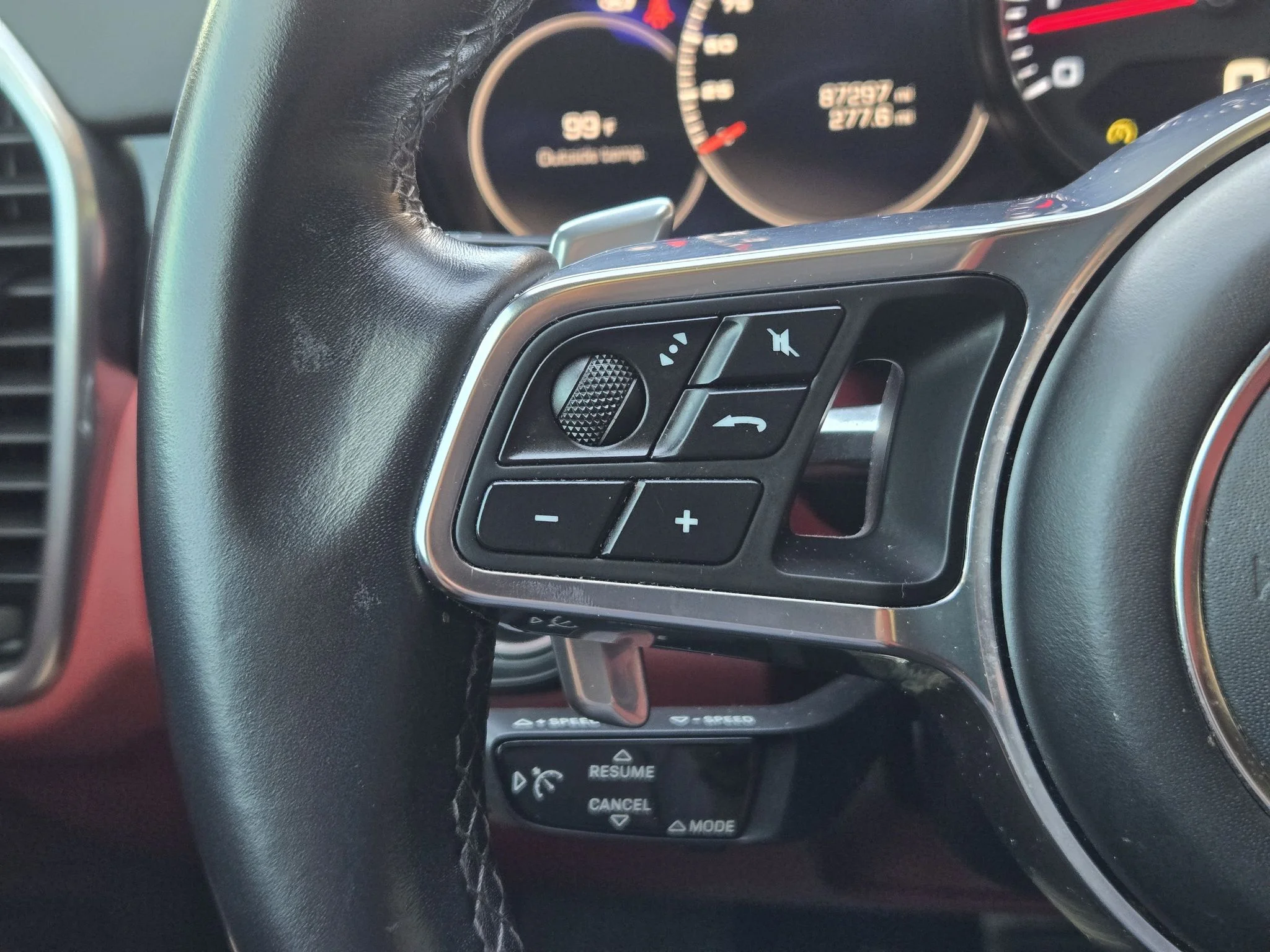 Used 2020 Quartzite Metallic Porsche S image 29