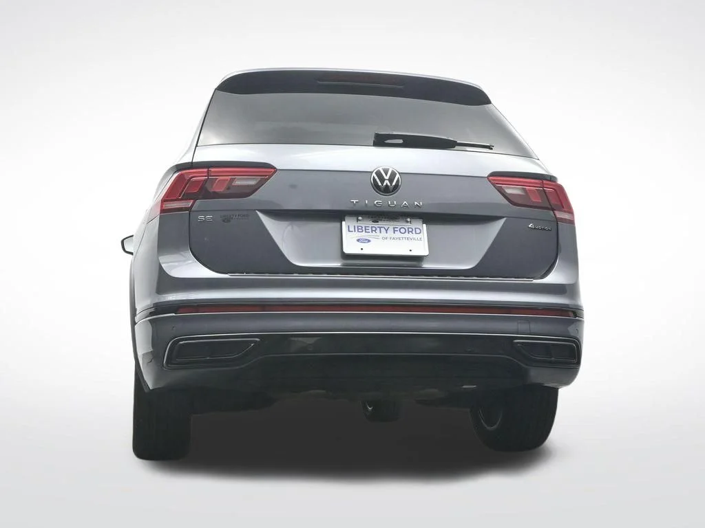 Used 2022 Gray Volkswagen 2.0T SE R-Line Black image 43