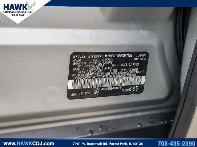 Used 2024 Black Mitsubishi SE image 34