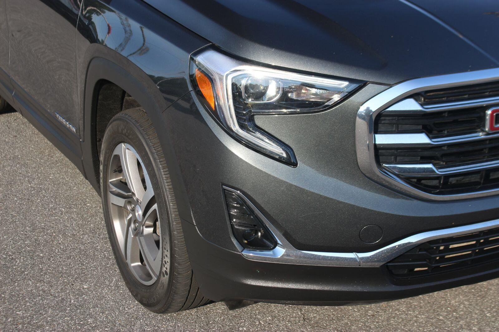 Used 2021 GRAPHITE GRAY METALLIC GMC SLT image 9