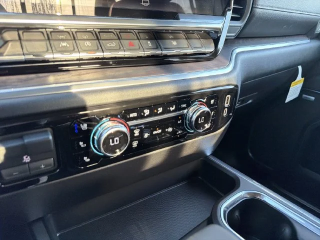 2026 GMC Sierra 1500 SLT - Photo 25