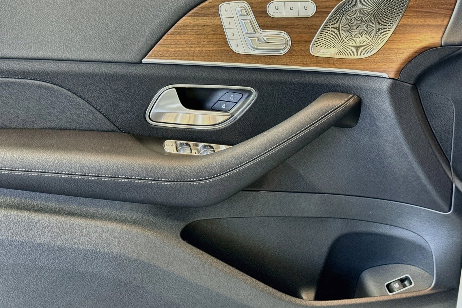 New 2026 Polar White Mercedes-Benz GLE 350 image 16