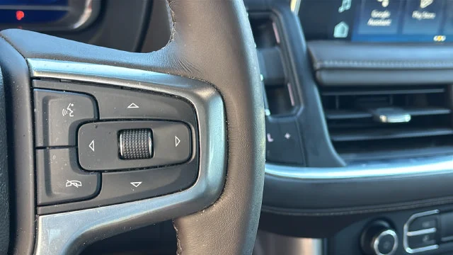 Used 2022 Beige Chevrolet Z71 image 23