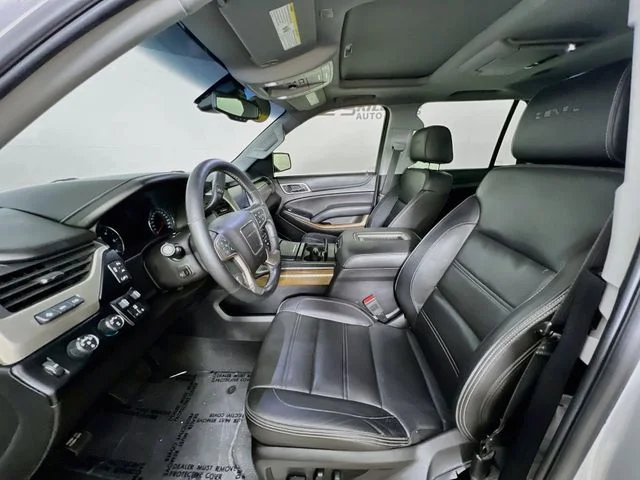 Used 2019 Silver GMC Denali image 10
