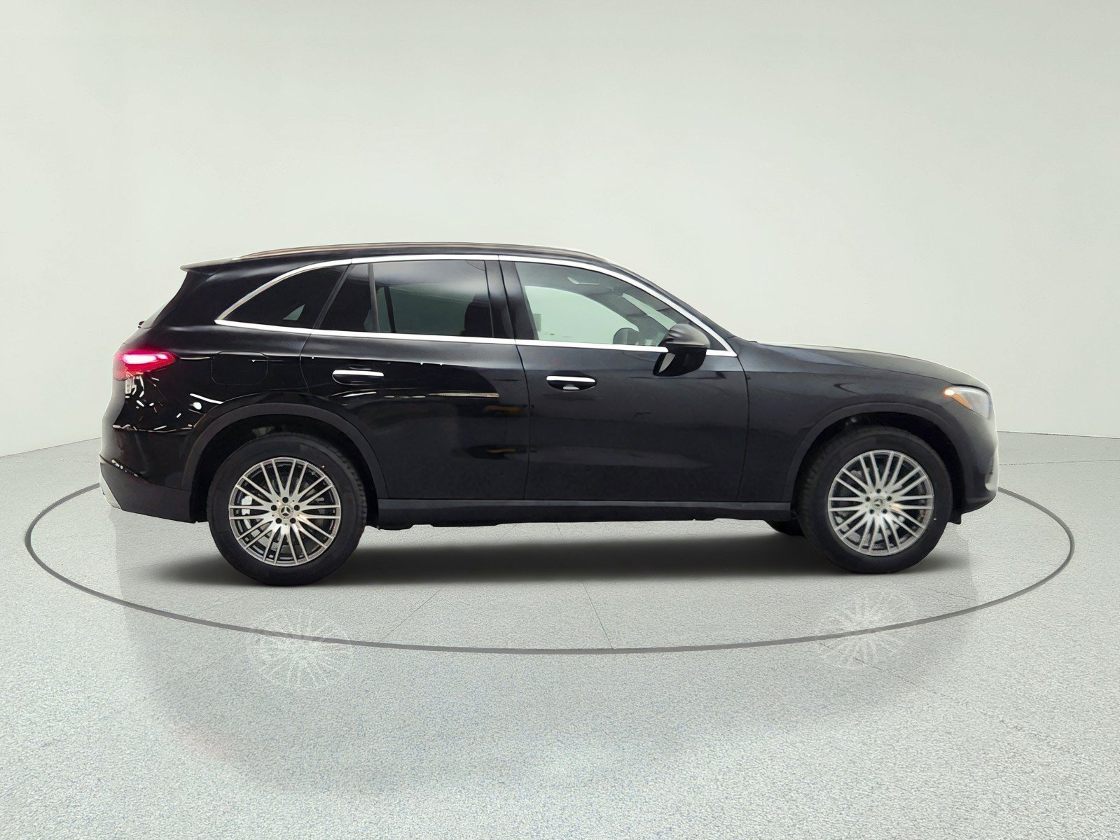 New 2026 Black Mercedes-Benz GLC 300 4MATIC® SUV image 19