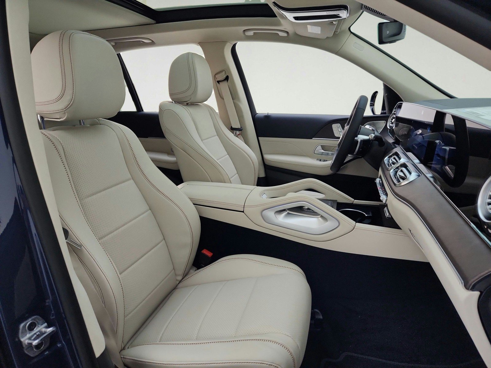 New 2027 Twilight Blue Metallic Mercedes-Benz GLE 350 4MATIC® SUV image 27
