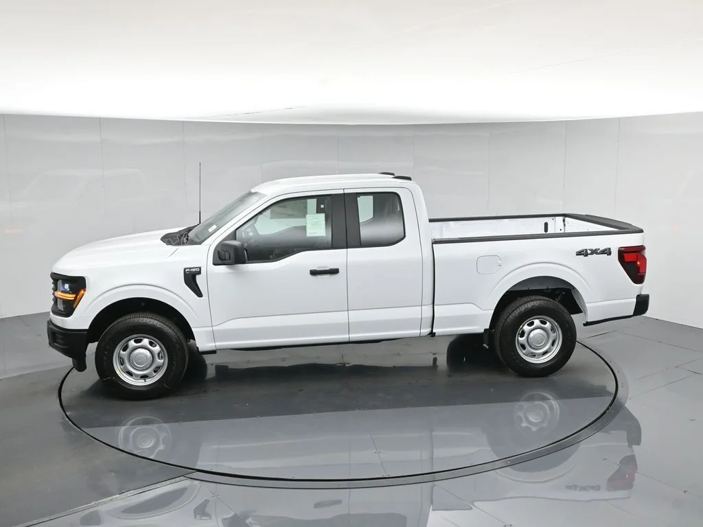 New 2026 White Ford XL image 39