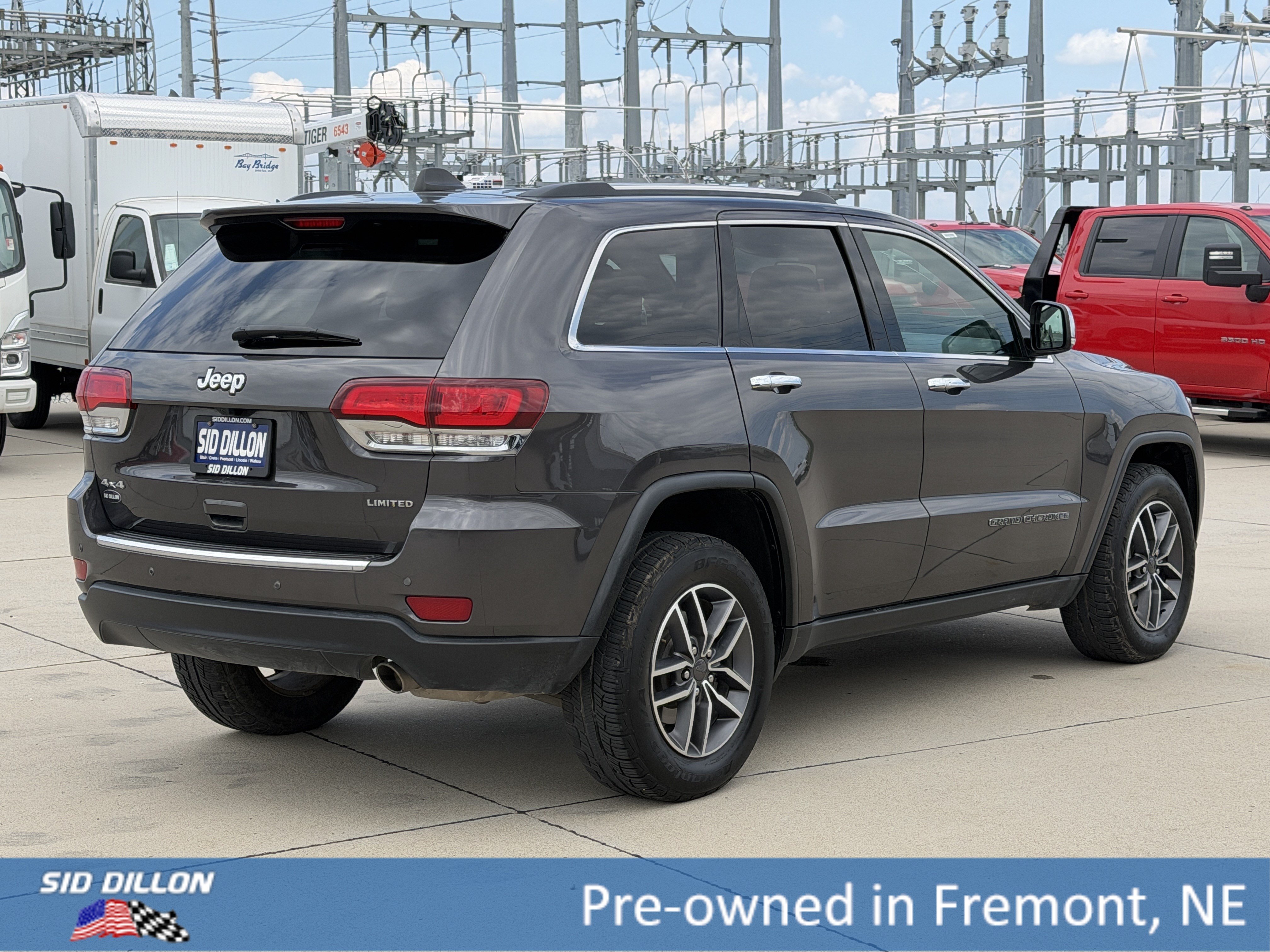 Used 2020 Granite Crystal Metallic Clearcoat Jeep Limited image 4