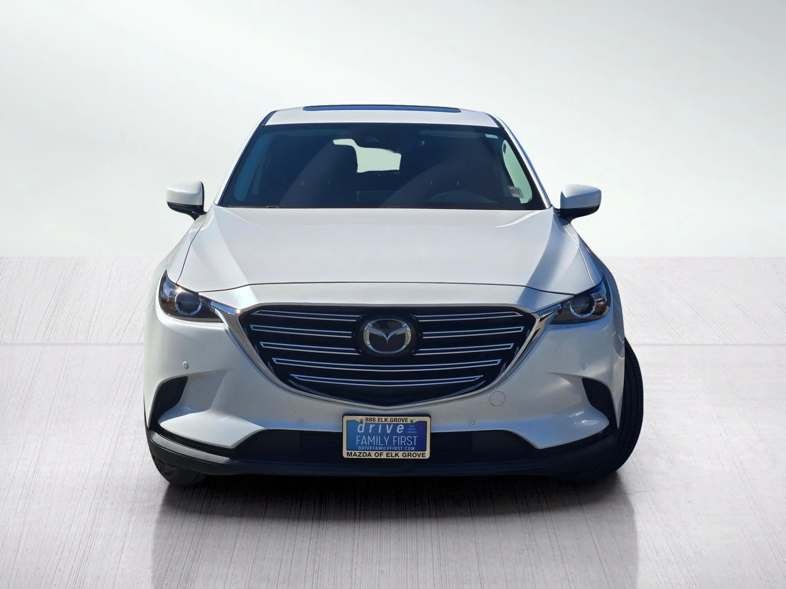Used 2020 Snowflake White Pearl Mica Mazda Touring image 2