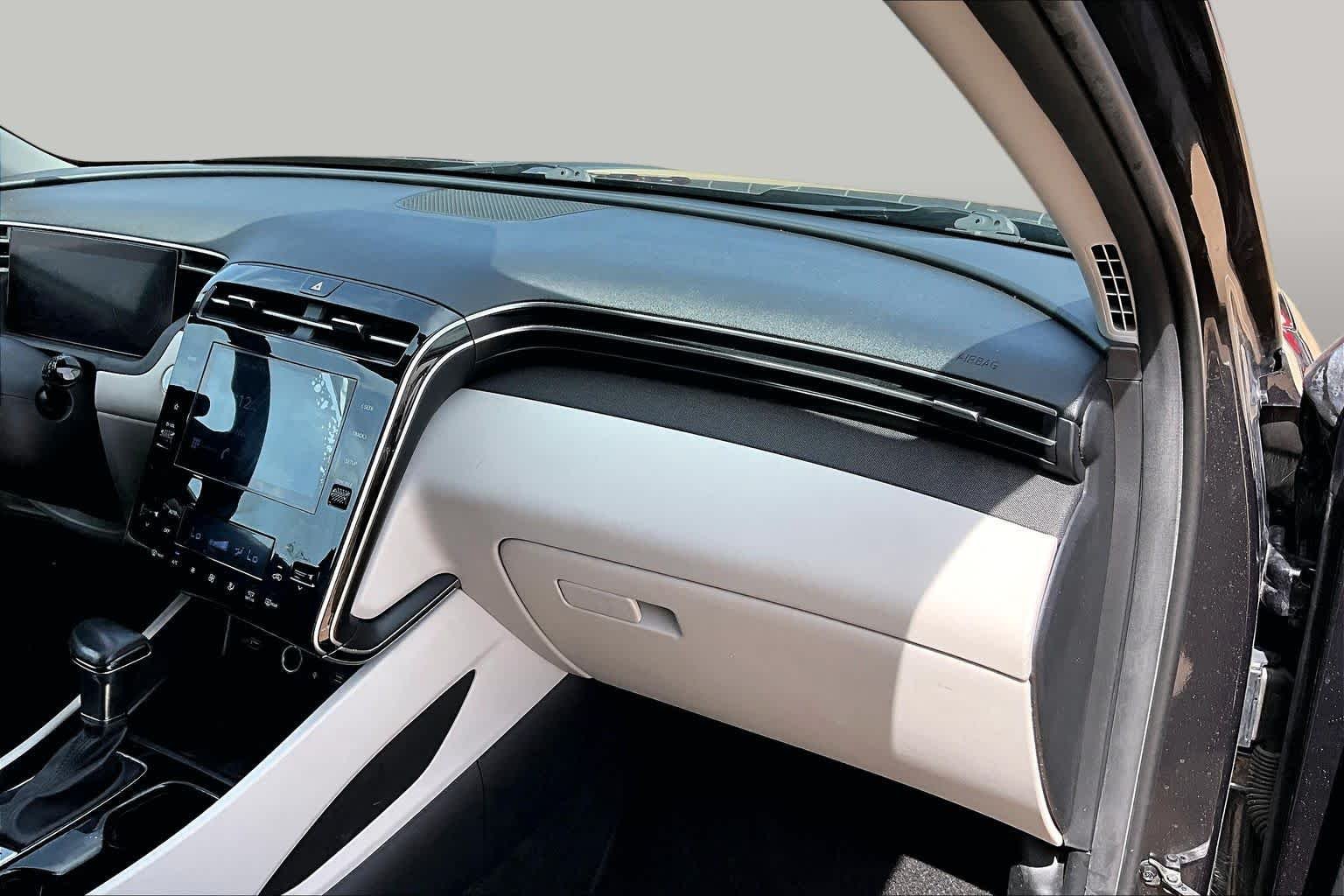 Used 2022 Portofino Gray Hyundai SEL image 19