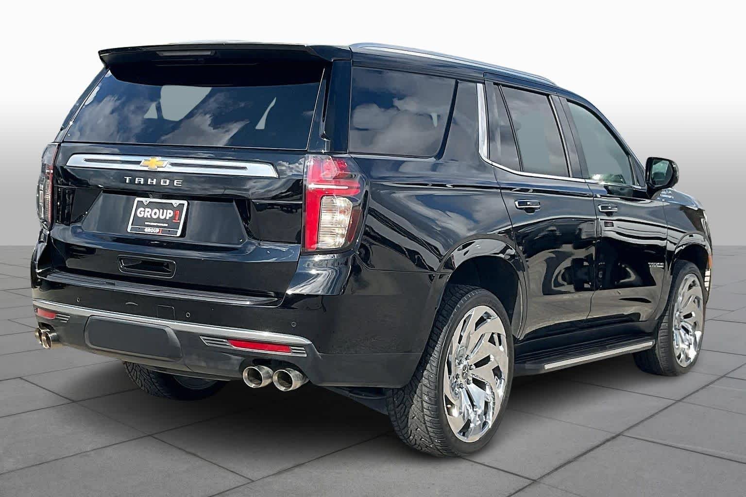 Used 2022 Black Chevrolet High Country image 11