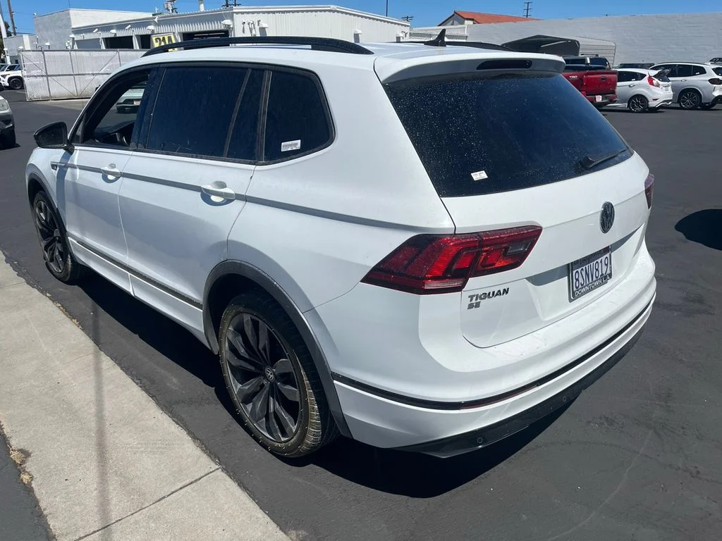 Used 2020 Pure White Volkswagen 2.0T SE R-Line Black image 4