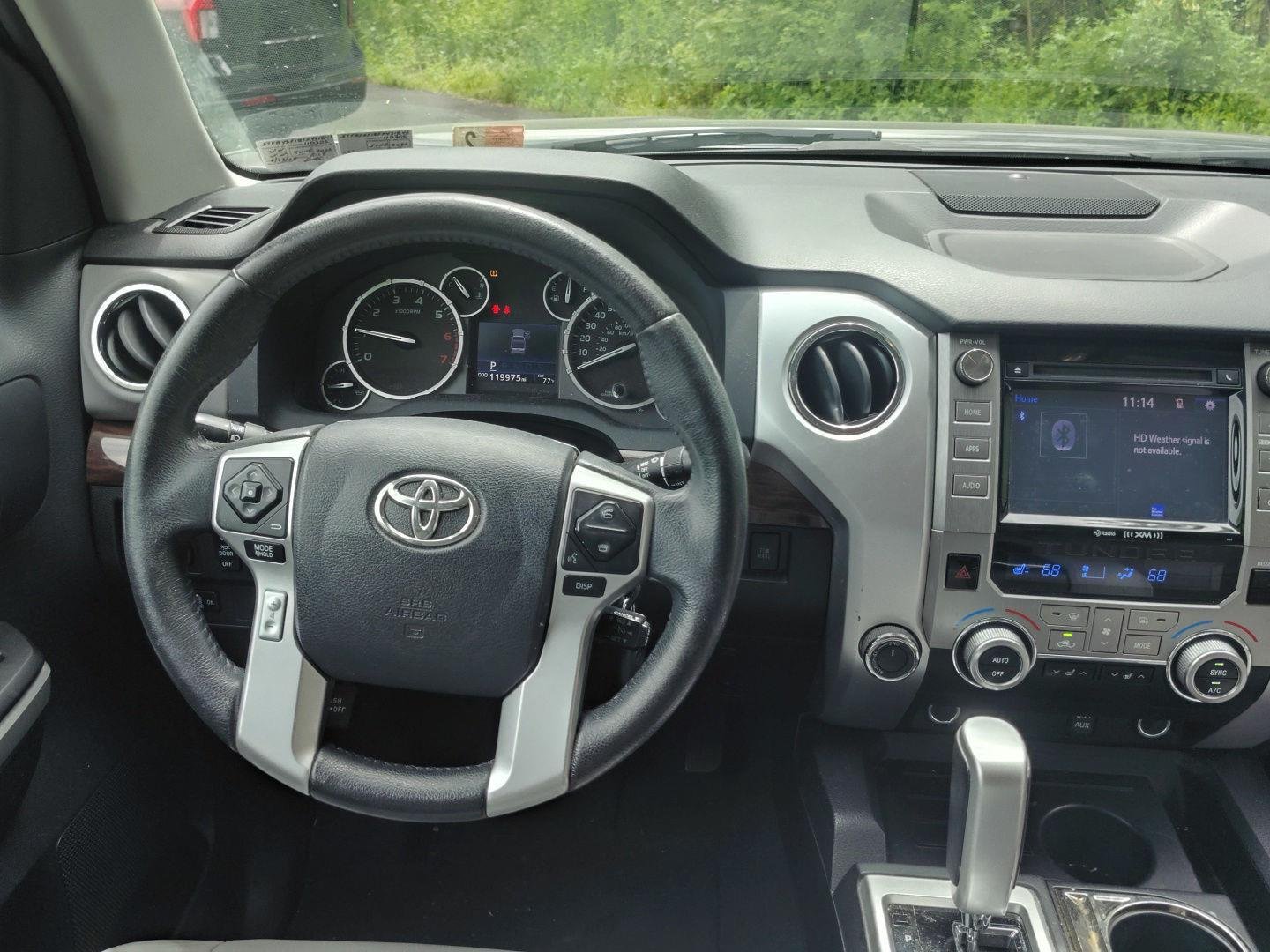 Used 2015 Attitude Black Metallic Toyota LTD image 16