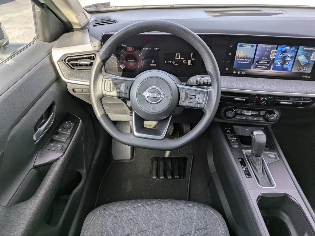 New 2026 Aspen White TriCoat / Super Black Two-tone Nissan SV image 16