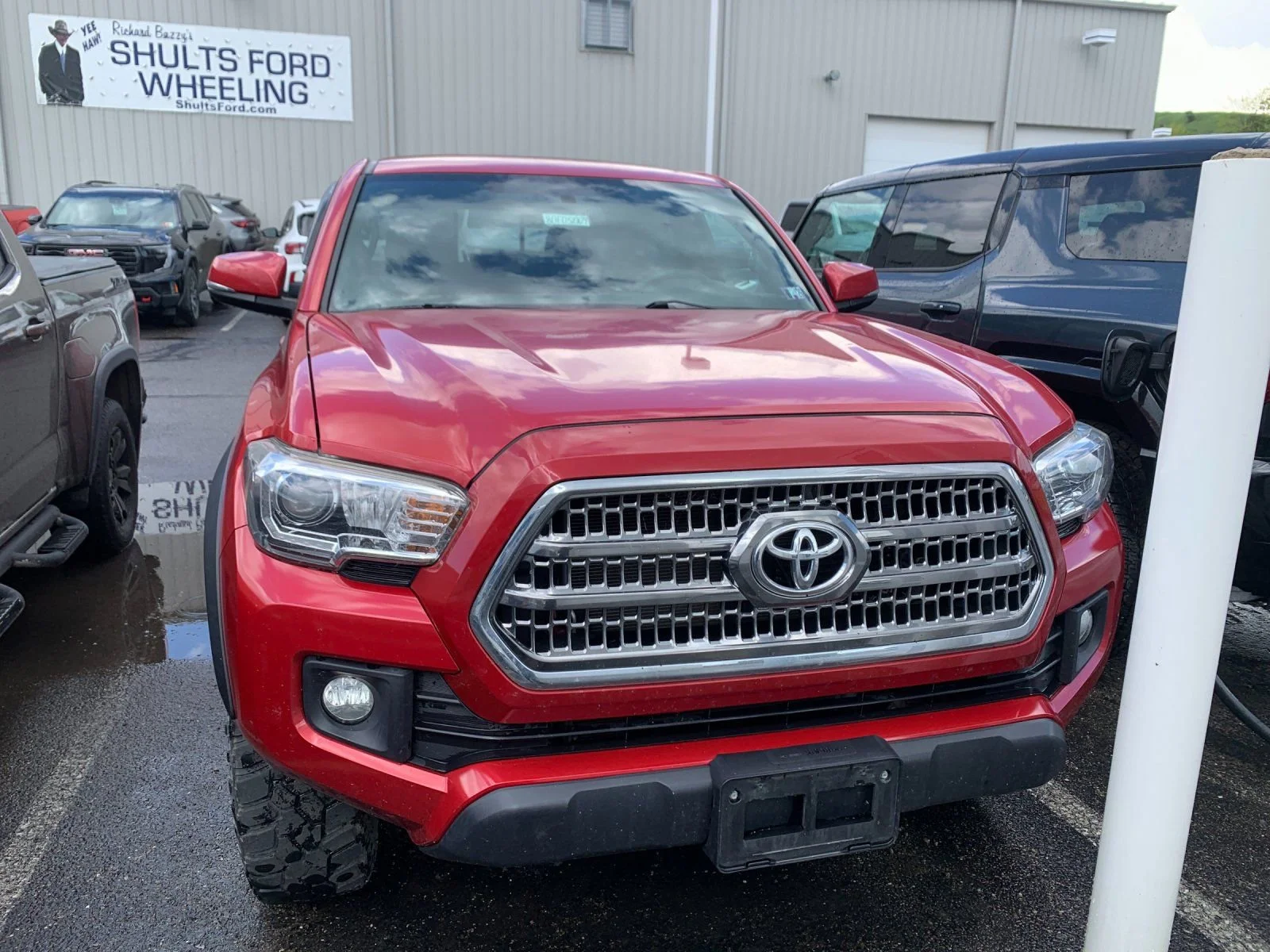 Used 2017 Barcelona Red Metallic Toyota SR5 image 6