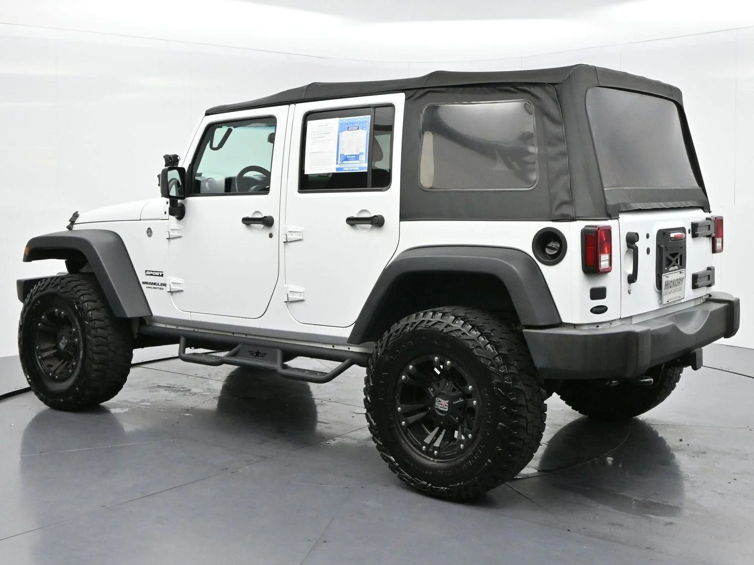 Used 2017 Bright White Clearcoat Jeep Sport image 5