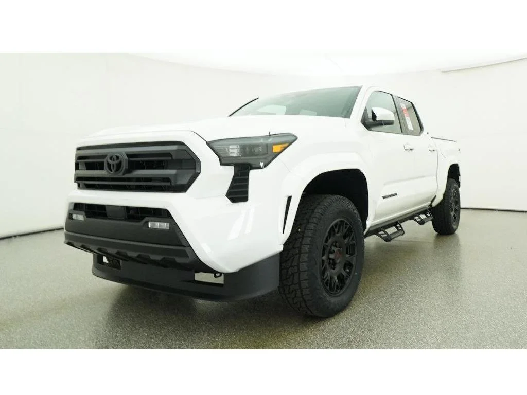 New 2026 Ice Cap Toyota SR5 image 32