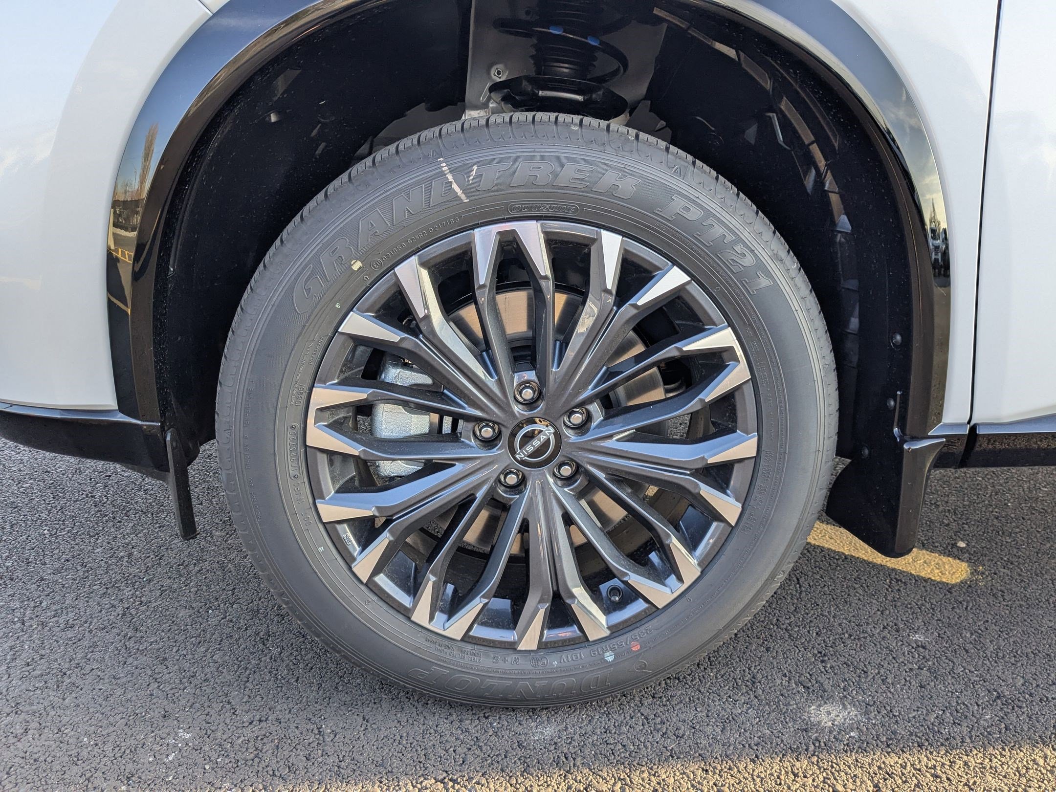 New 2026 Everest White Pearl Tricoat Nissan Platinum image 17