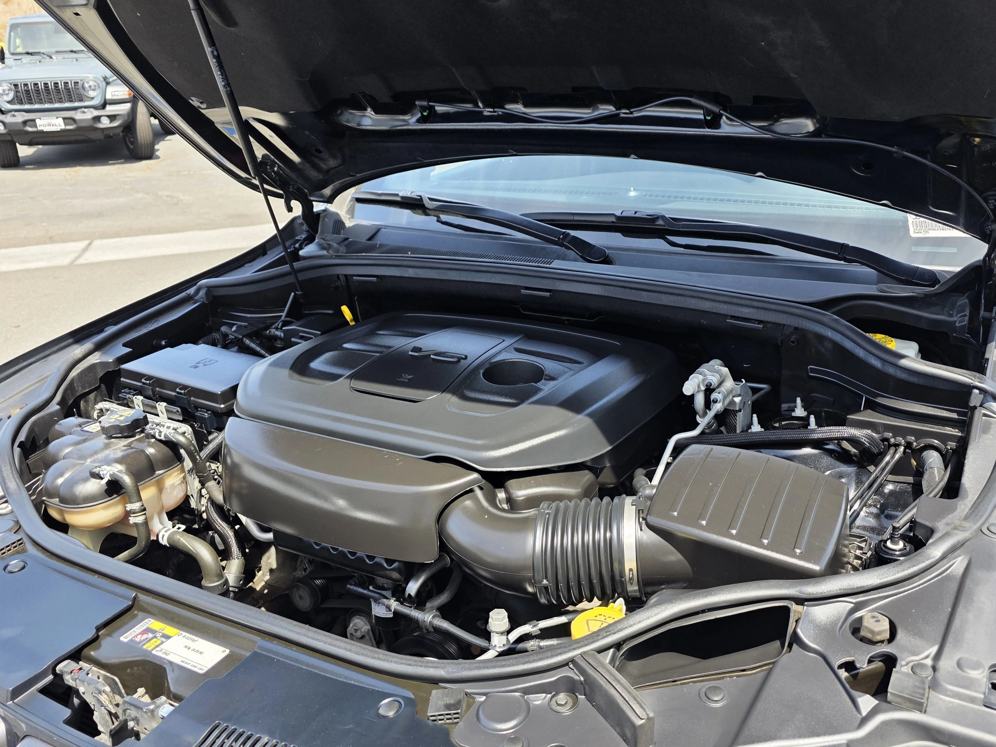 Used 2020 Diamond Black Jeep Limited image 20