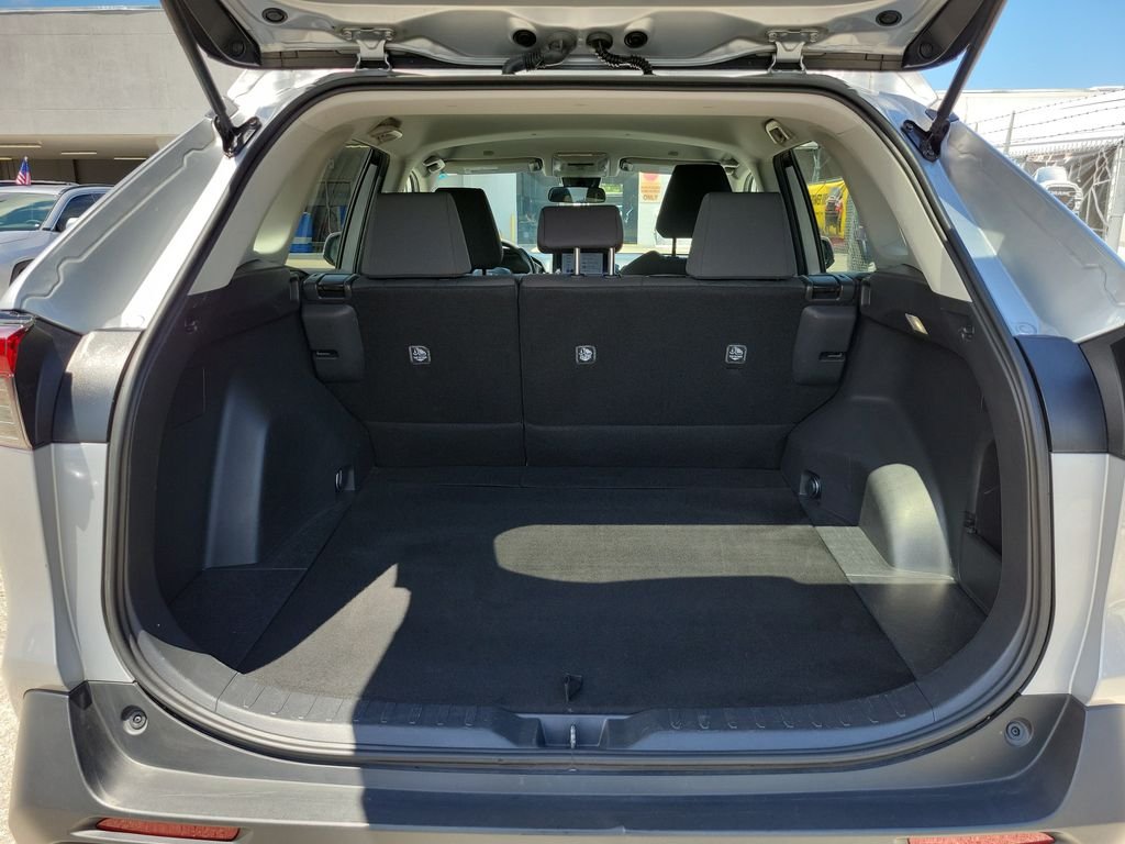 Used 2024 Silver Toyota XLE image 8
