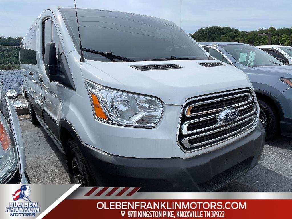 Used 2019 Oxford White Ford XLT image 1
