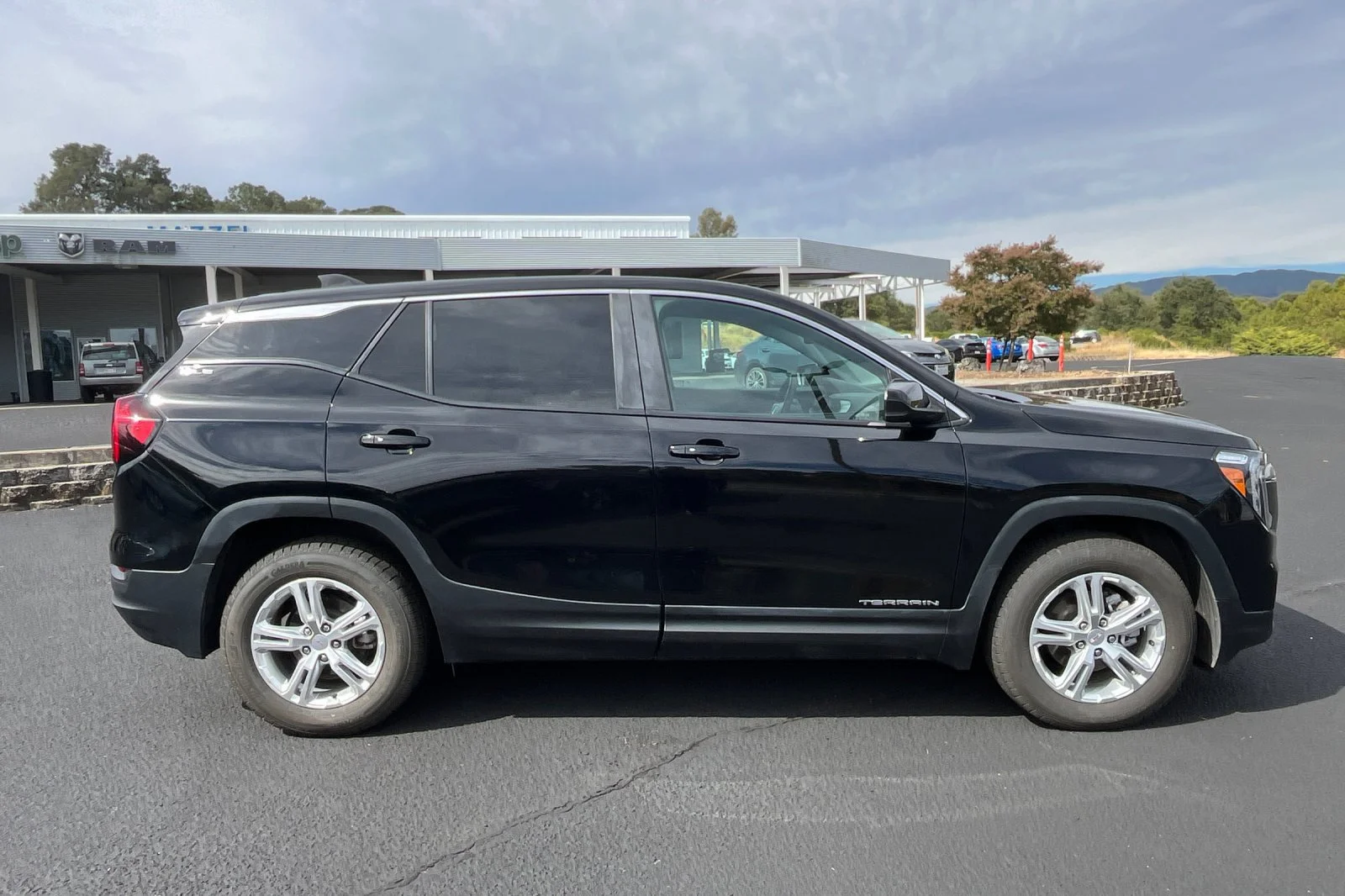 2024 GMC Terrain SLE - Photo 41