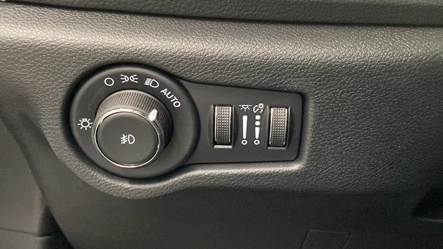 2026 Chrysler Pacifica Limited - Photo 31