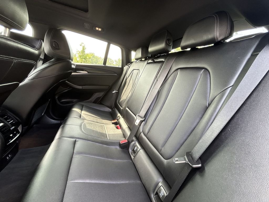 Certified Used 2024 Dark Graphite Metallic BMW xDrive30i image 25
