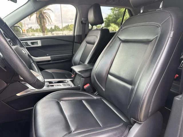 Certified Used 2021 Gray Metallic Ford XLT image 35