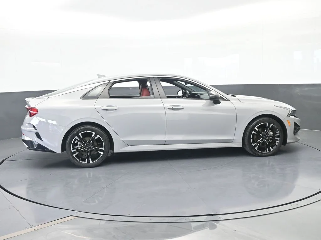 Used 2024 Wolf Gray Kia GT-Line image 7
