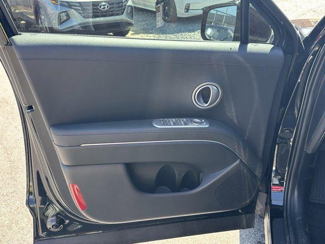 New 2026 Abyss Black Pearl Hyundai SE image 10