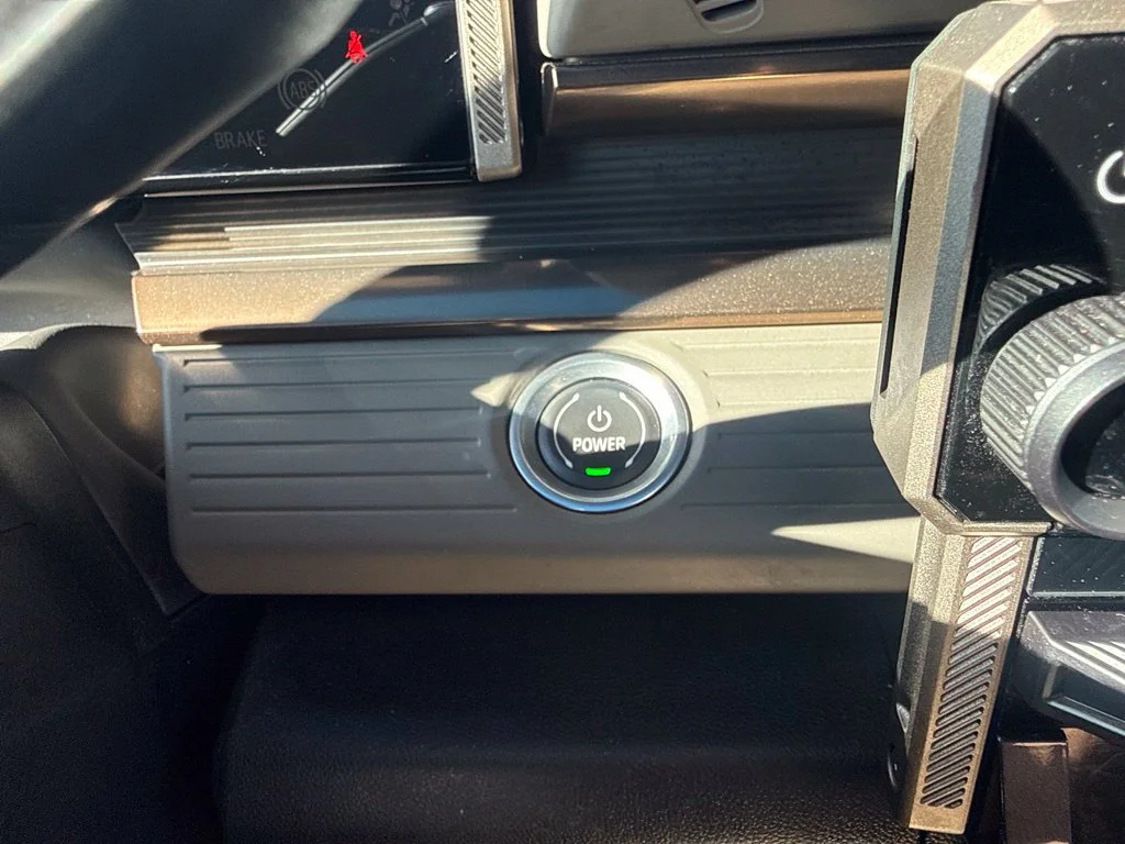 Used 2024 White GMC 2X image 22