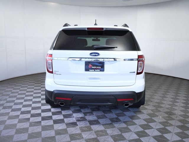 Used 2015 White Ford XLT image 7