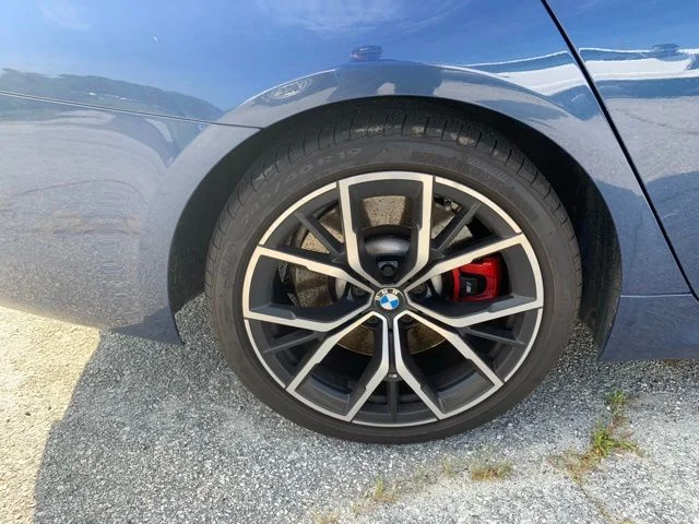 Used 2021 Blue BMW 540i image 10