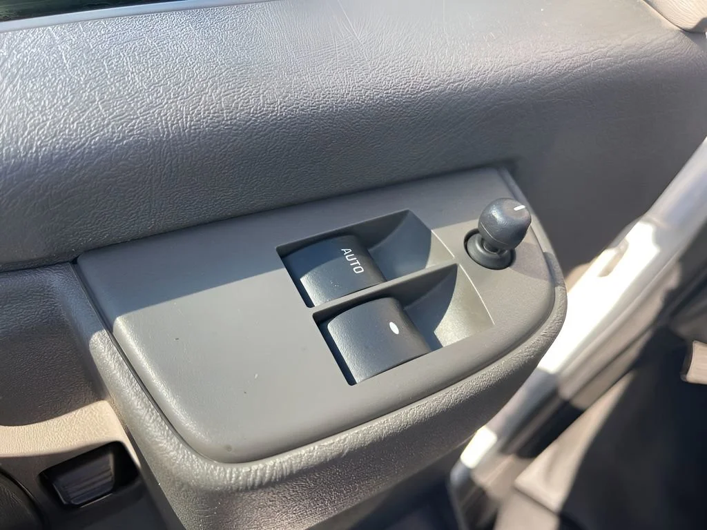 Used 2023 Summit White GMC Work Van image 18