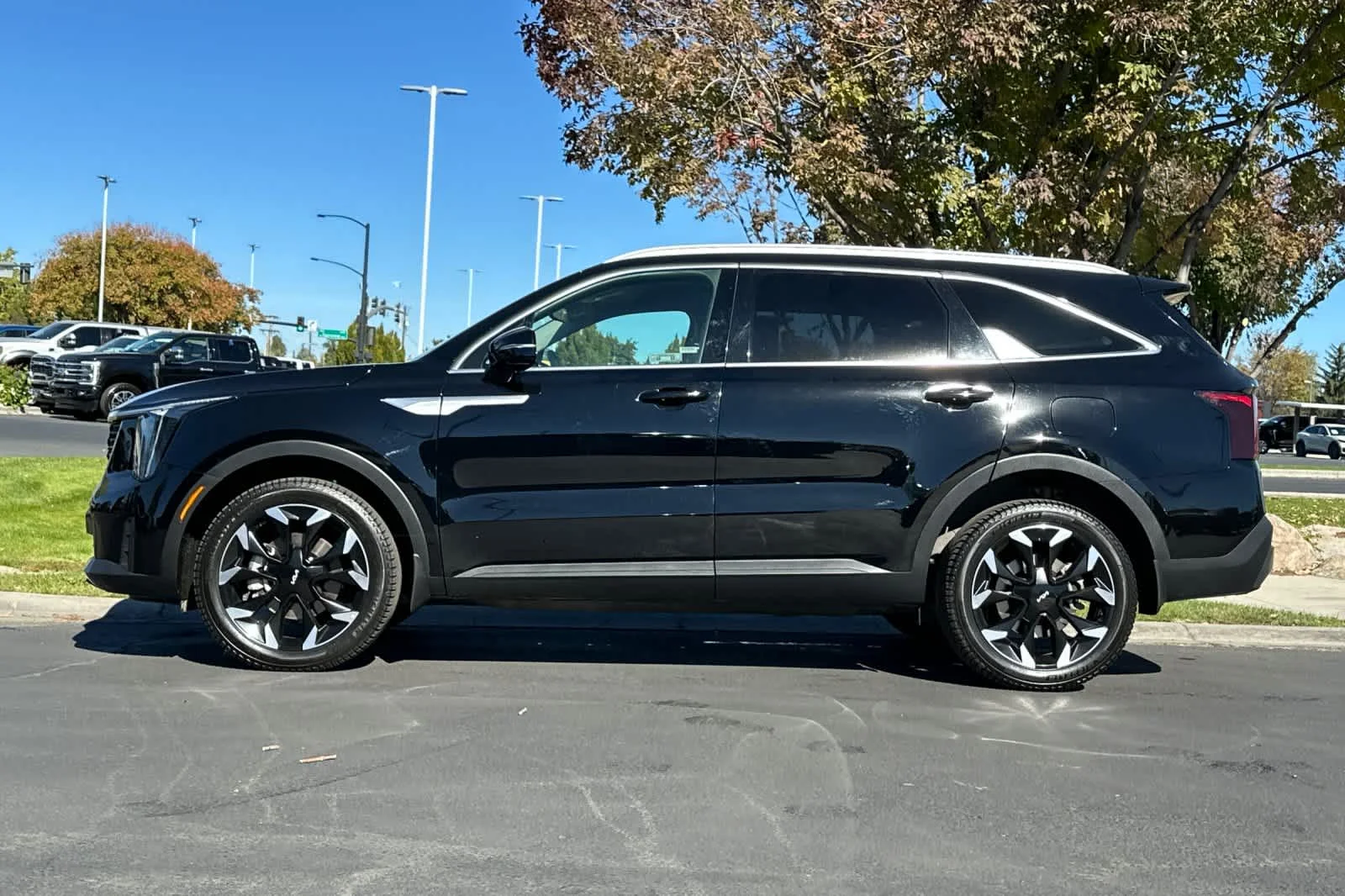 Certified Used 2025 Black Kia EX image 5