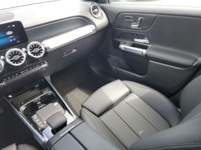 Certified Used 2023  Mercedes-Benz GLB 250 image 15