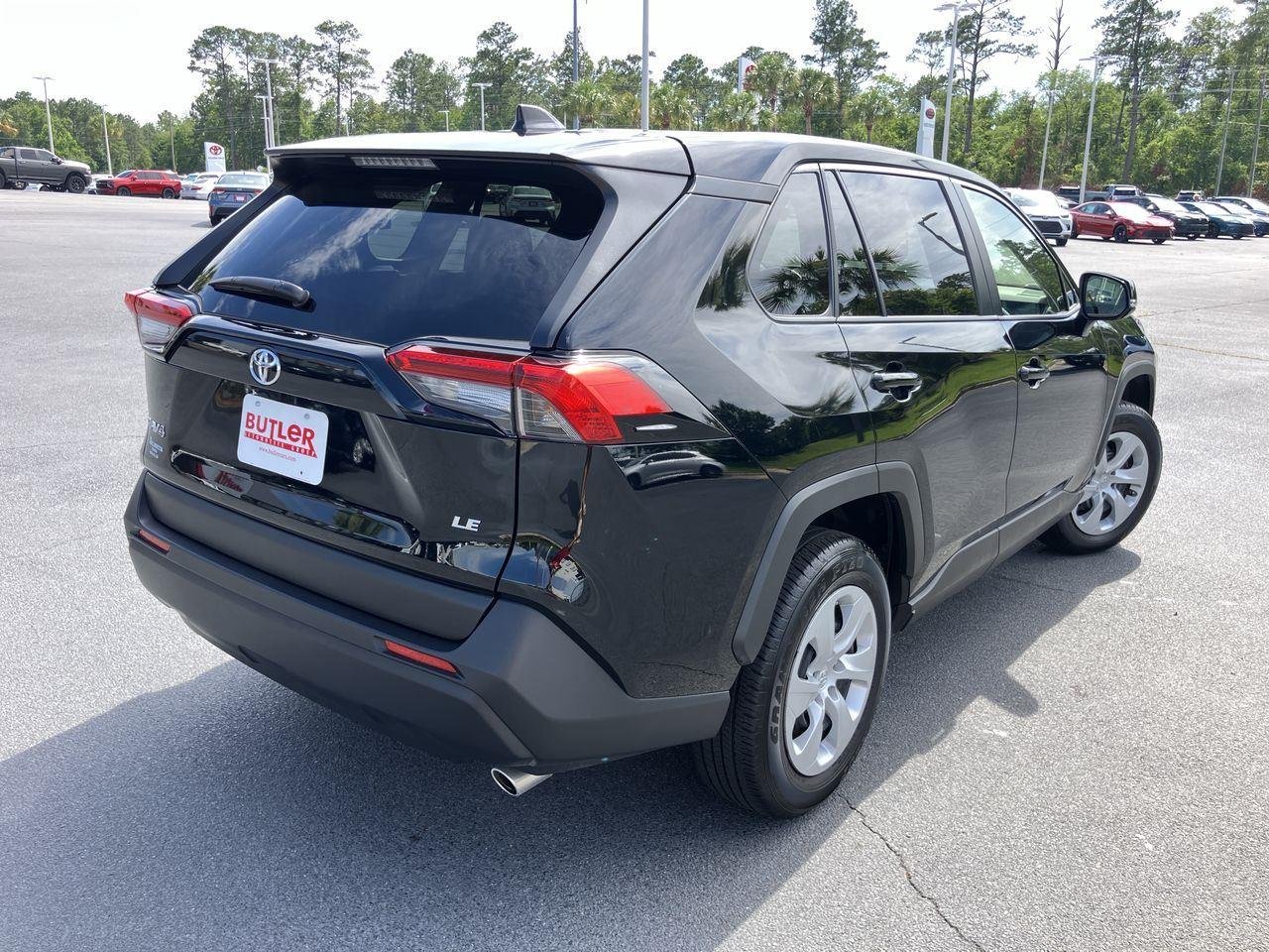Used 2025 Black (Midnight Black Metallic) Toyota LE image 5
