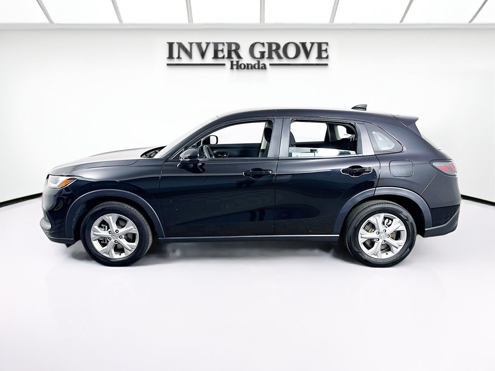Used 2025 Crystal Black Pearl Honda LX image 8