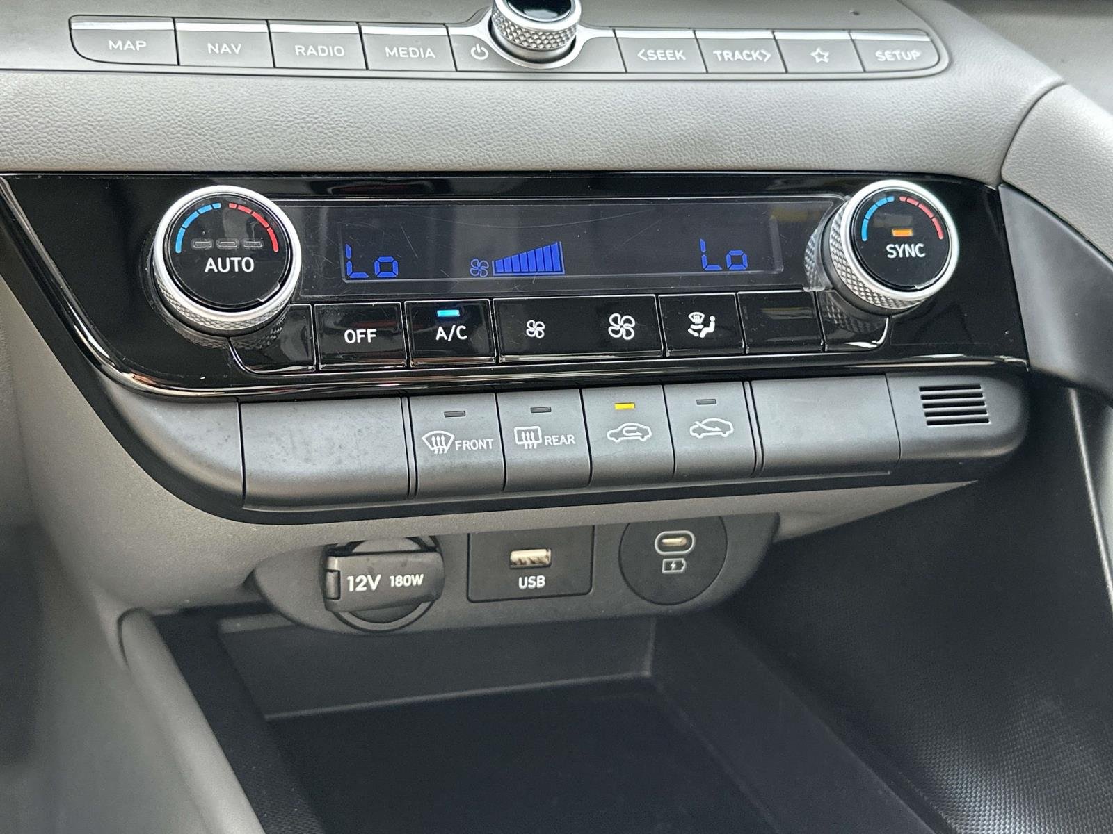 Certified Used 2024 White Hyundai SEL image 35