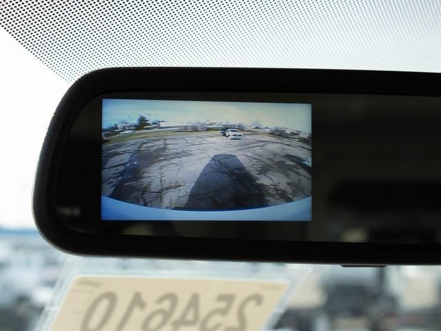New 2025 Summit White Chevrolet 1WT image 11