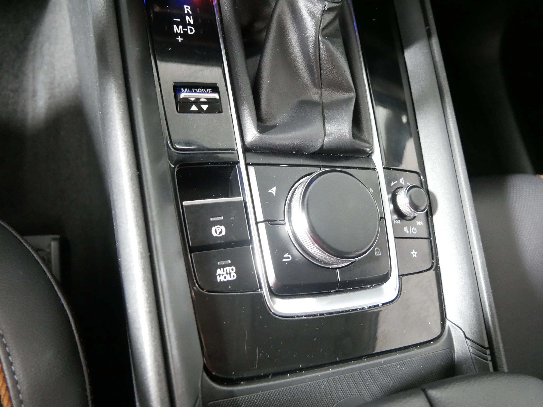 Used 2025 Polymetal Gray Metallic Mazda 2.5 S Premium Plus Package image 30