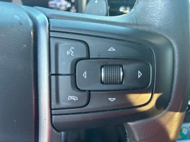 Used 2022 Black GMC SLT image 12