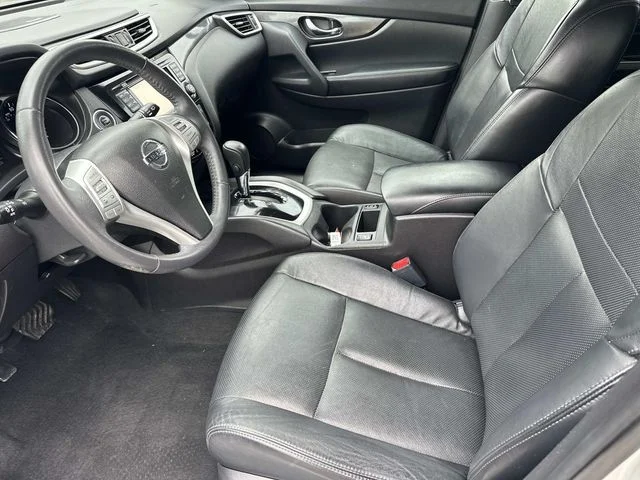 Used 2015 Silver Nissan SL image 15