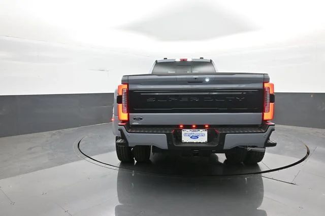 New 2026 Glacier Gray Metallic Tri-Coat Ford F-350® Platinum® image 6