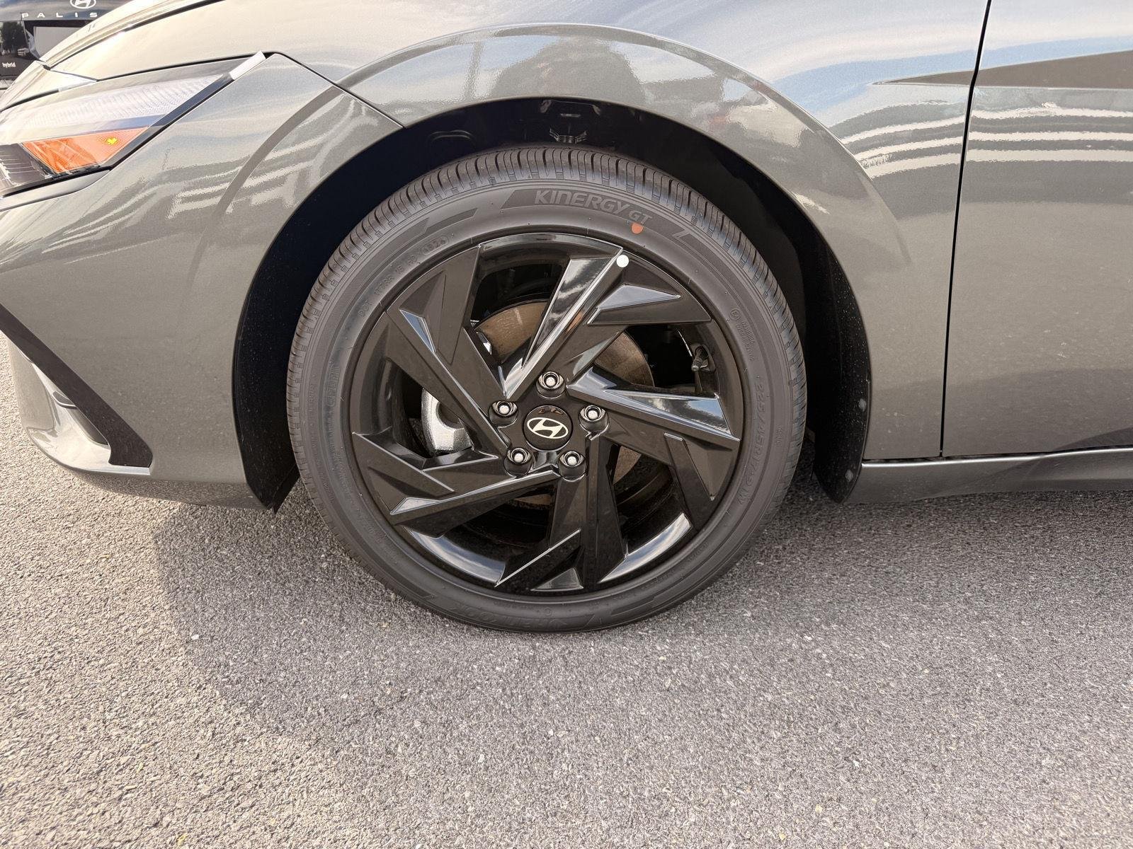 New 2026 Amazon Gray Hyundai SEL Sport image 9
