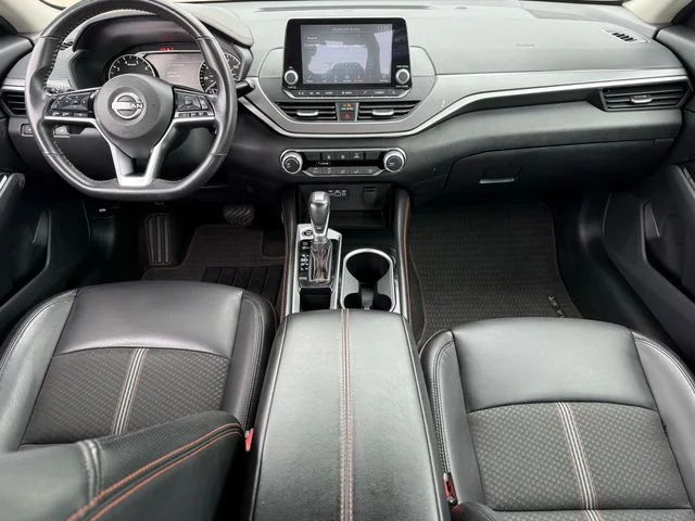 Used 2024 Blue Nissan 2.5 SR image 9