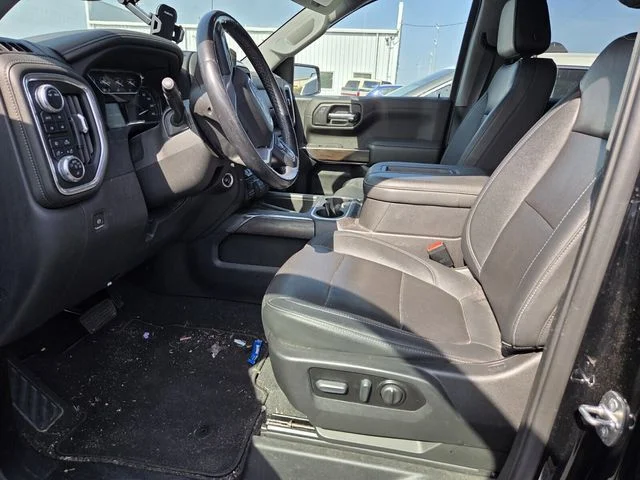 Used 2022 Black GMC SLT image 5